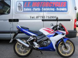 HONDA CBR 125 RW-9 2009 Only 3678 miles! HRC tri colour, Great condition!